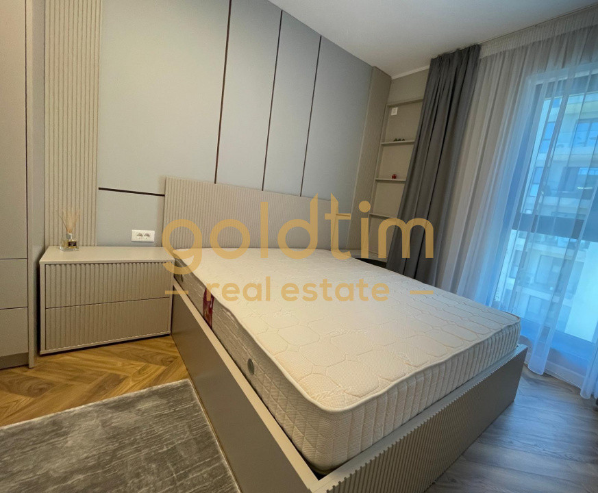 DESIGN UNIC/SUPERB/ZONA LINISTITA/LUX/1 LOC PARCARE