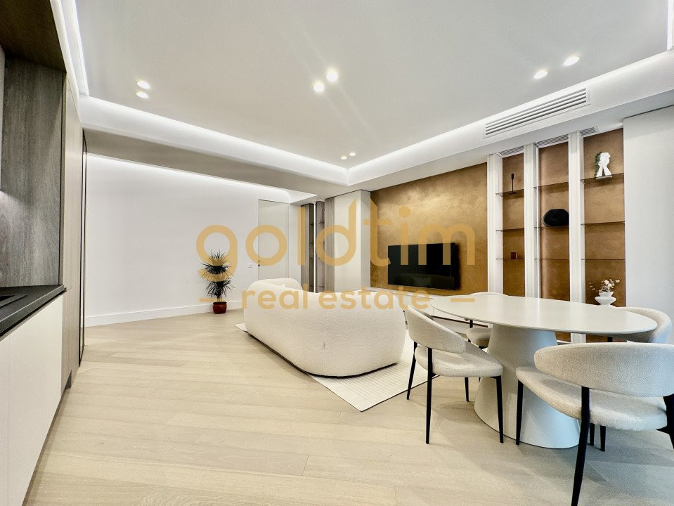 FIRST RENT/EROU IANCU NICOLAE /PIPERA /CORTINA/DESING/UNIC