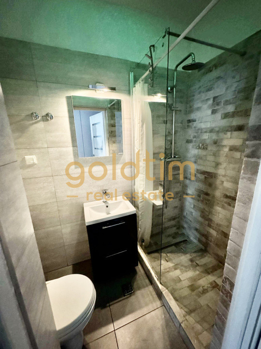 BLOC BOUTIQUE/PIPERA/ZONA LINISTITA/PARCARE INCLUSA