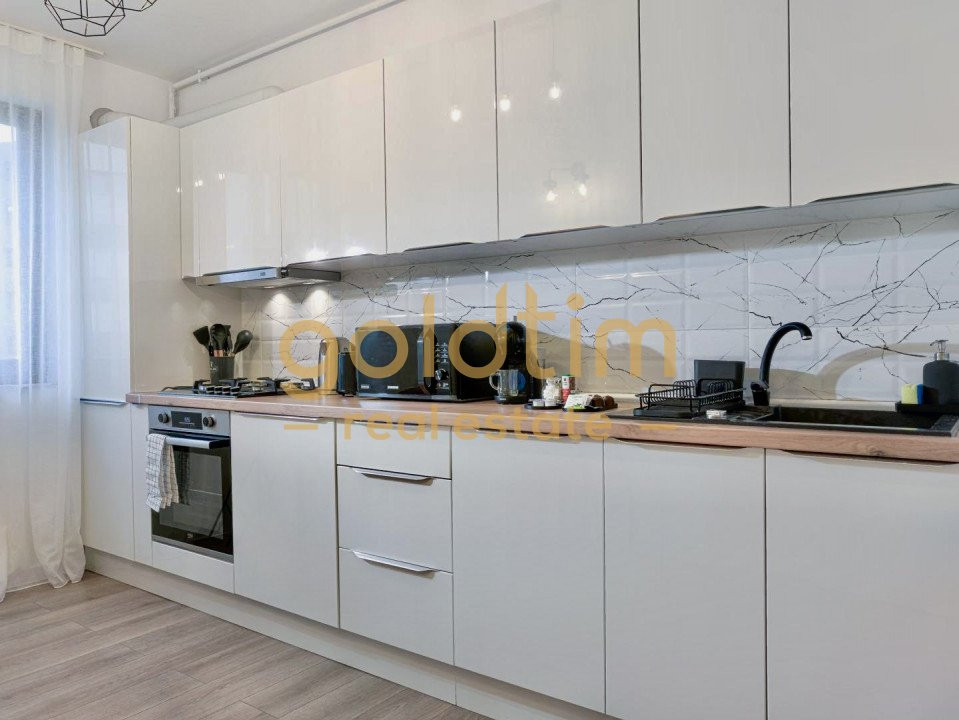 NOU/ SUPERB/ ZONA ROND OMV/ PARCARE