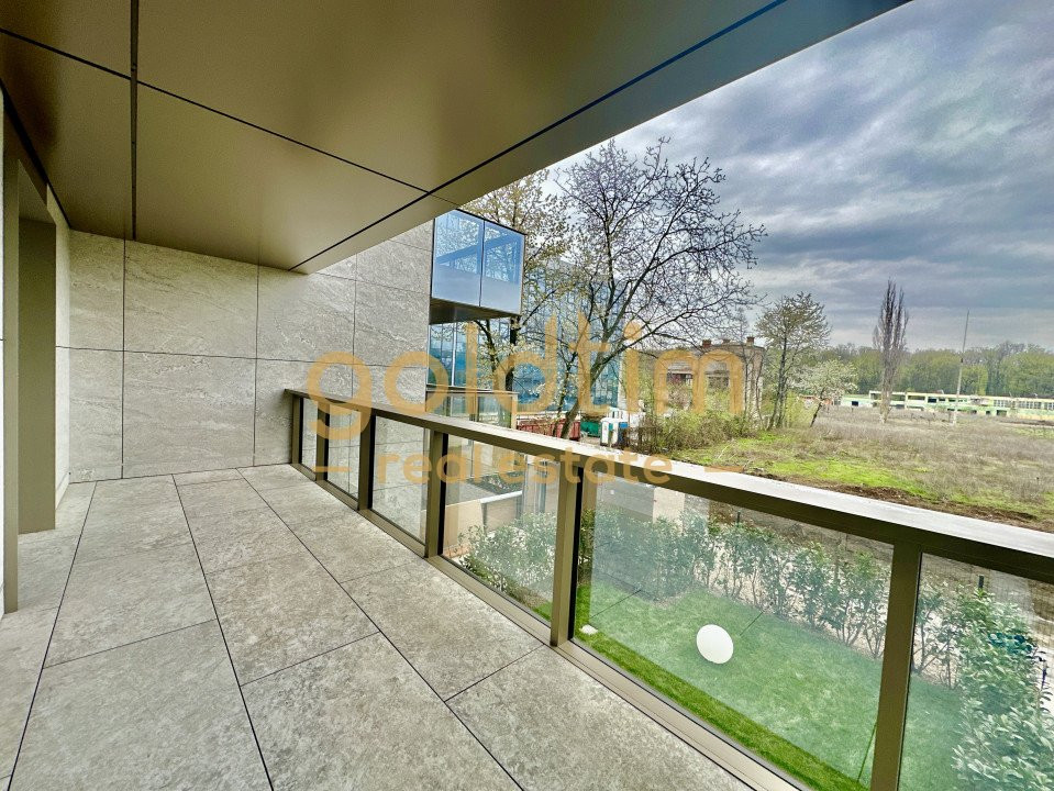 FIRST RENT/EROU IANCU NICOLAE /PIPERA /CORTINA/DESING UNIC