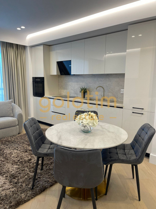 EROU IANCU NICOLAE/CORTINA/PARCARE SUBTERANA/SUPERB