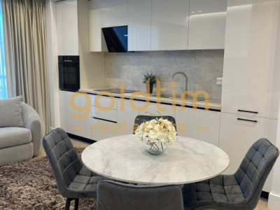 EROU IANCU NICOLAE/CORTINA/PARCARE SUBTERANA/SUPERB