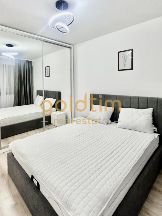 STUDIO DUBLU/PIPERA/NOU/ZONA LINISTITA