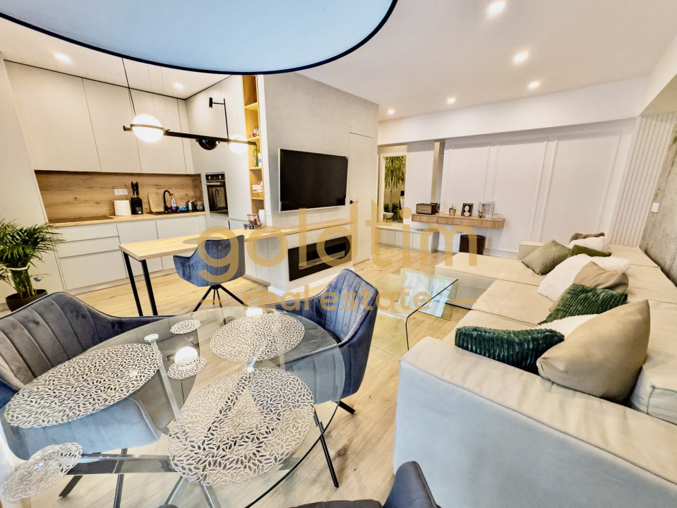 BARBU VĂCĂRESCU/BELVEDERE/SPATII GENEROASE/VIEW/