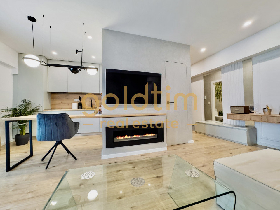 BARBU VĂCĂRESCU/BELVEDERE/SPATII GENEROASE/VIEW/