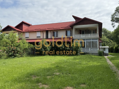 CASA IN ZONA LINISTITA/MOBILATA/UTILATA/TEREN IMPRESIONANT 5000MP/CORNU/PRAHOVA