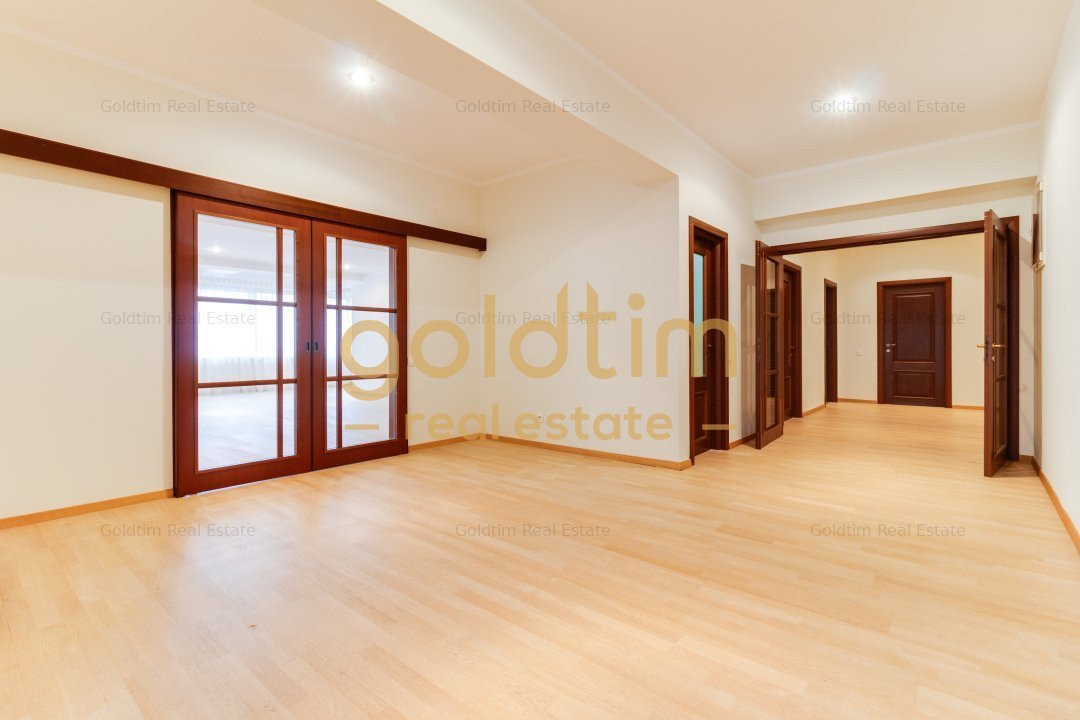 Penthouse spectaculos 4 camere 462mp, terasa,bloc boutique,Soseaua Nordului