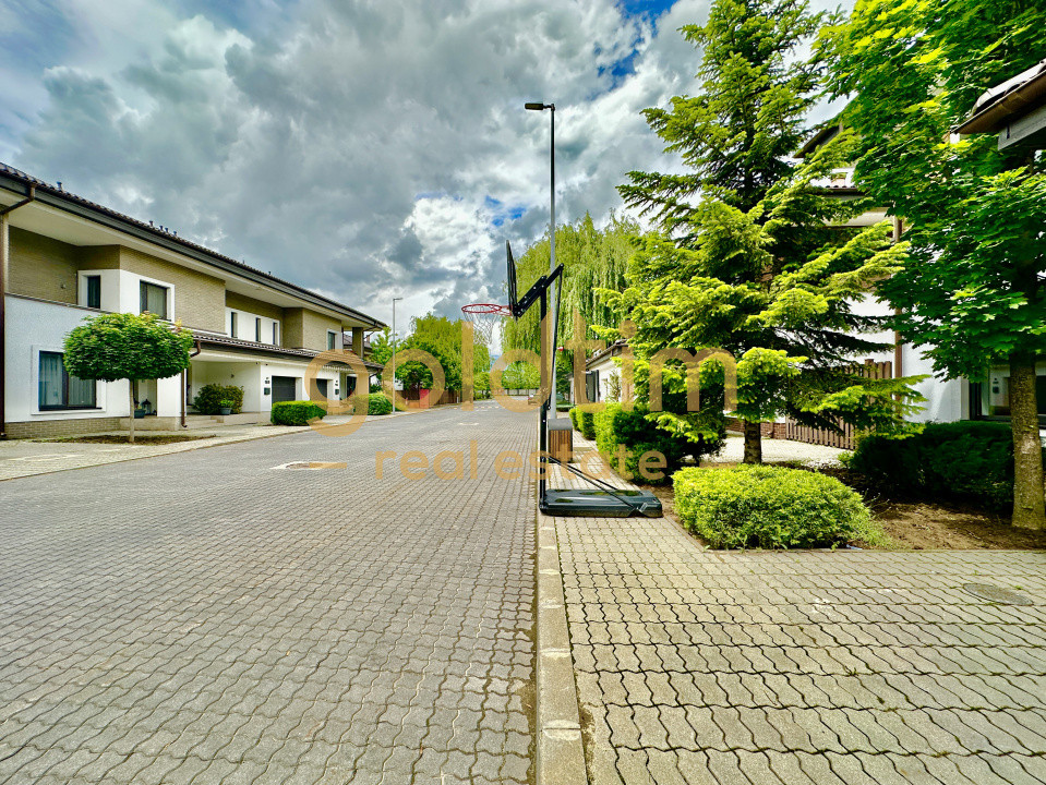 PIPERA/OXFORD GARDENS/VILA COMPLET RENOVATA/ANSAMBLU SECURIZAT/ZONA EXCLUSIVA