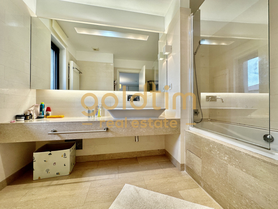PIPERA/OXFORD GARDENS/VILA COMPLET RENOVATA/ANSAMBLU SECURIZAT/ZONA EXCLUSIVA