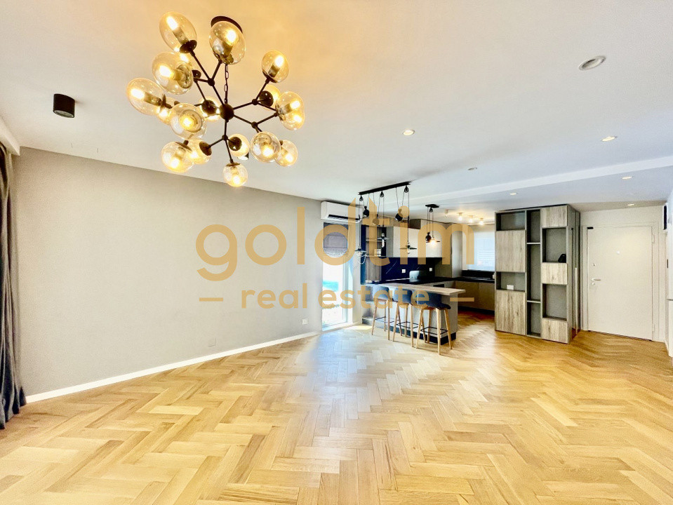 COMISION 0/SUPERB/ PISCINA/ CASA PE COLT/ SCOALA AMERICANA/ 2 LOCURI DE PARCARE