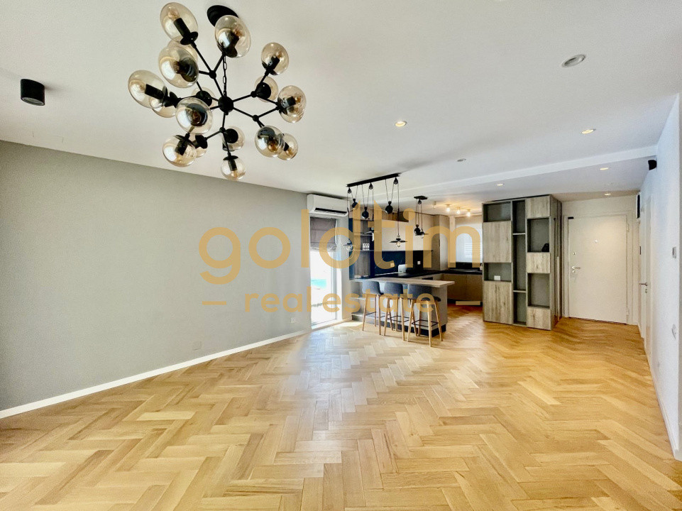 COMISION 0/SUPERB/ PISCINA/ CASA PE COLT/ SCOALA AMERICANA/ 2 LOCURI DE PARCARE