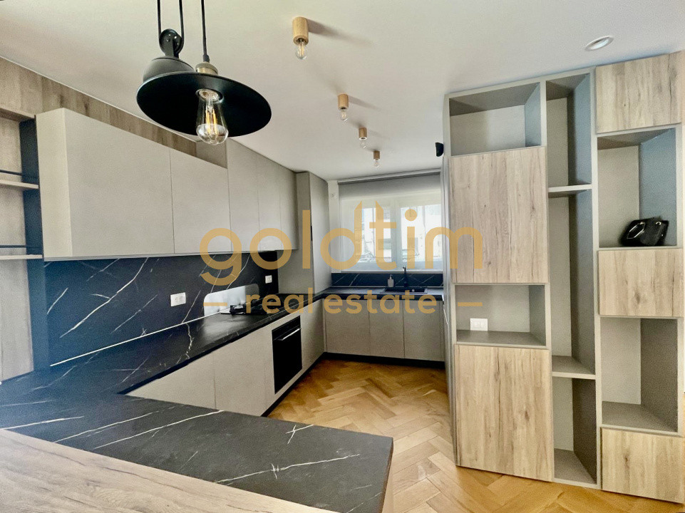 COMISION 0/SUPERB/ PISCINA/ CASA PE COLT/ SCOALA AMERICANA/ 2 LOCURI DE PARCARE