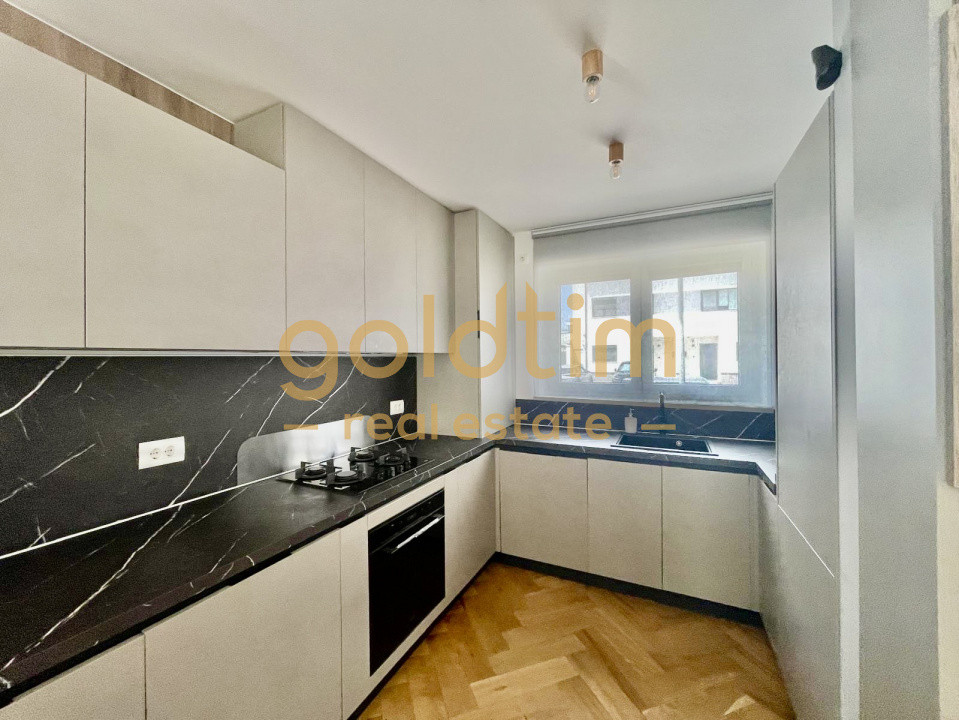 COMISION 0/SUPERB/ PISCINA/ CASA PE COLT/ SCOALA AMERICANA/ 2 LOCURI DE PARCARE