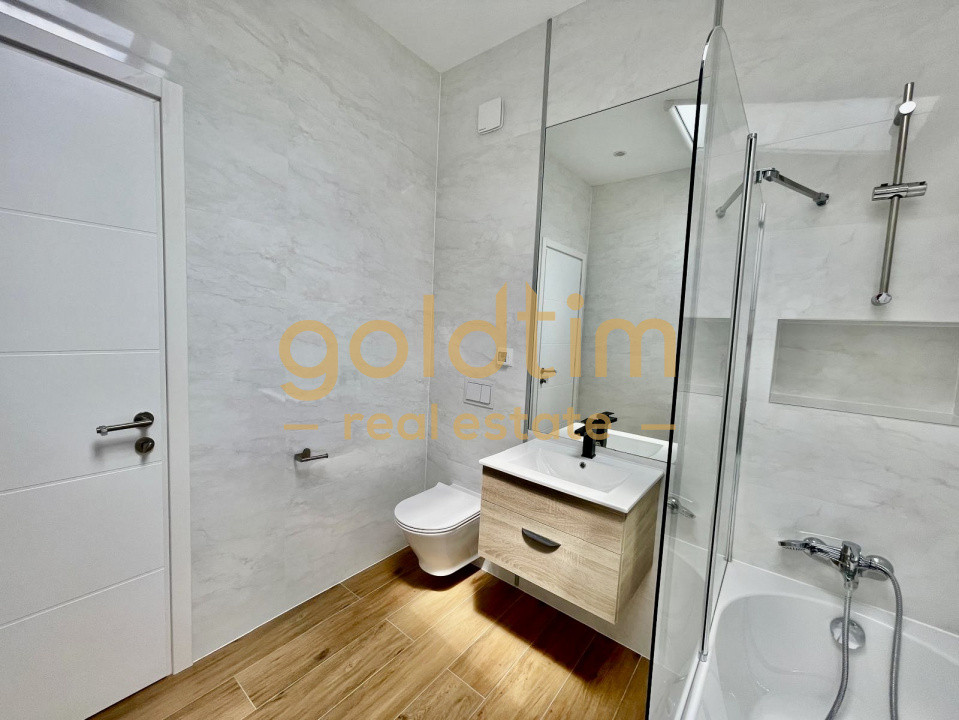 COMISION 0/SUPERB/ PISCINA/ CASA PE COLT/ SCOALA AMERICANA/ 2 LOCURI DE PARCARE