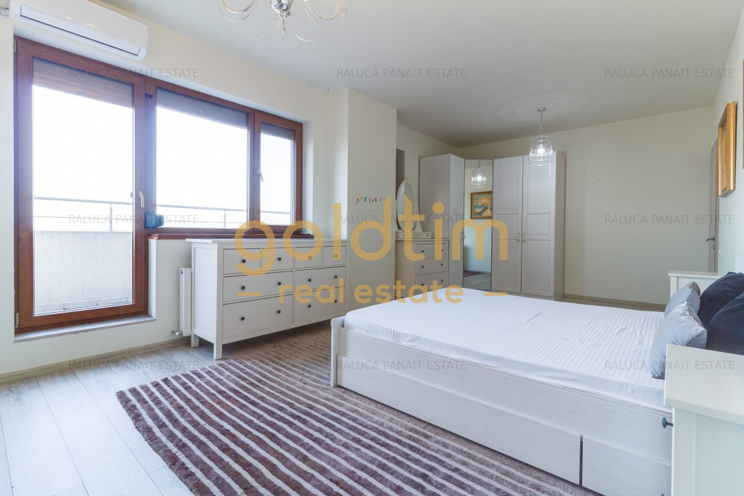 APARTAMENT SINGUR PE NIVEL/PRIVELISTE SUPERBA