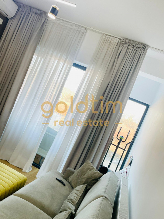 SCOALA AMERICANA/PIPERA/LUMINOS