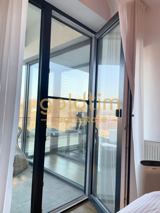 SCOALA AMERICANA/PIPERA/LUMINOS