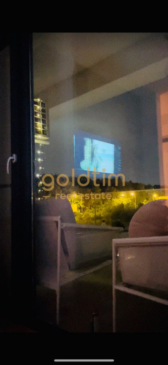 SCOALA AMERICANA/PIPERA/LUMINOS