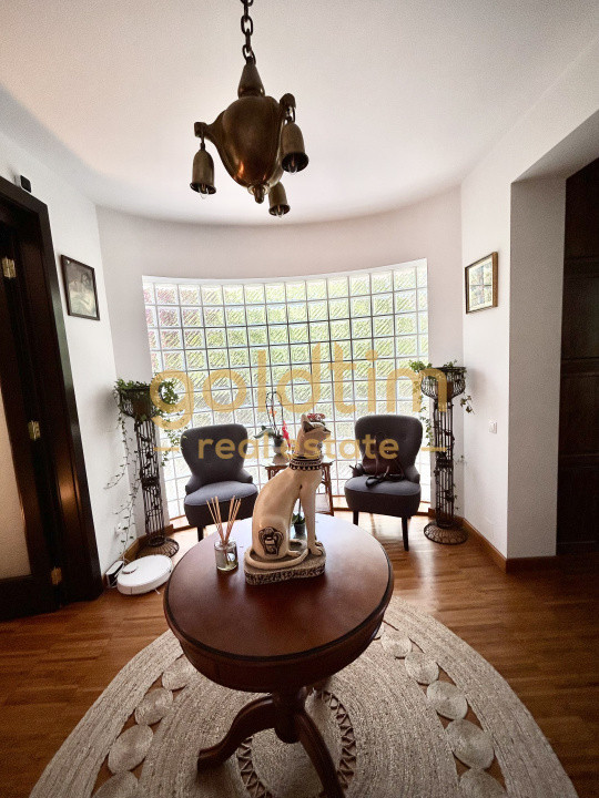 O VILA PERFECTA/IMPECABIL CONSTRUITA/4CAMERE 260MP/TEREN 1000MP/ACCES LAC-PADURE