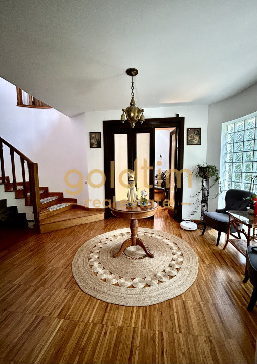 O VILA PERFECTA/IMPECABIL CONSTRUITA/4CAMERE 260MP/TEREN 1000MP/ACCES LAC-PADURE