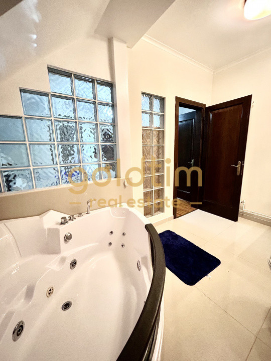 O VILA PERFECTA/IMPECABIL CONSTRUITA/4CAMERE 260MP/TEREN 1000MP/ACCES LAC-PADURE