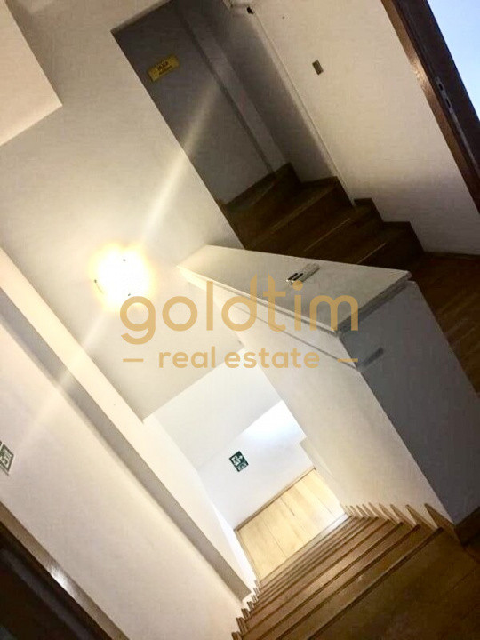 Vila P+1+M 270mp/teren 180mp/COTROCENI/1962