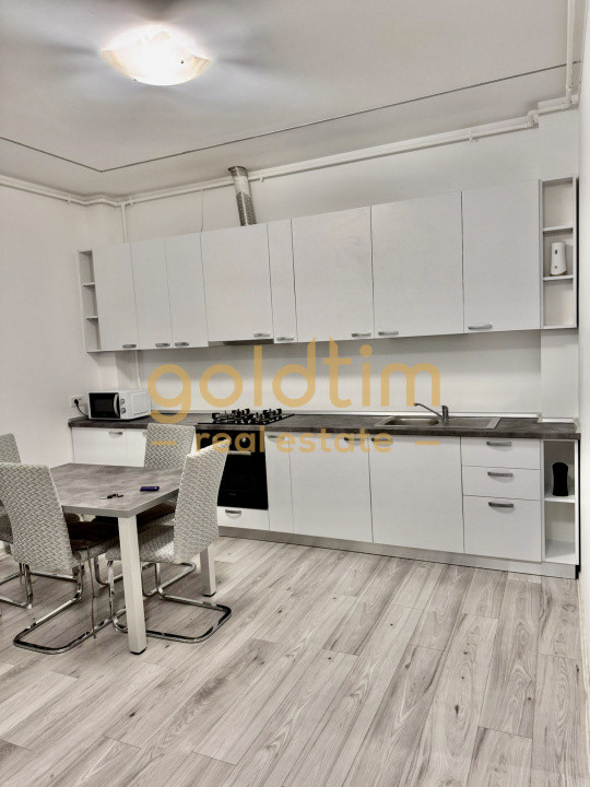 PIPERA/IDEAL INVESTITIE/PIPERA PLAZA/PARCARE INCLUSA