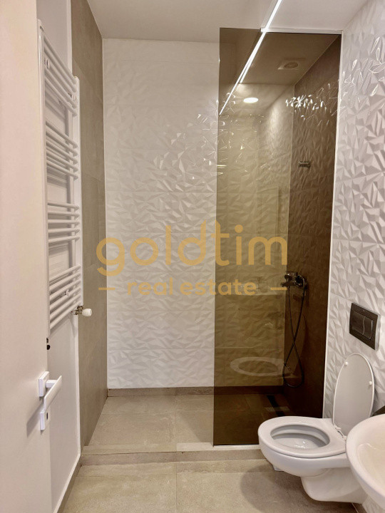 PIPERA/IDEAL INVESTITIE/PIPERA PLAZA/PARCARE INCLUSA