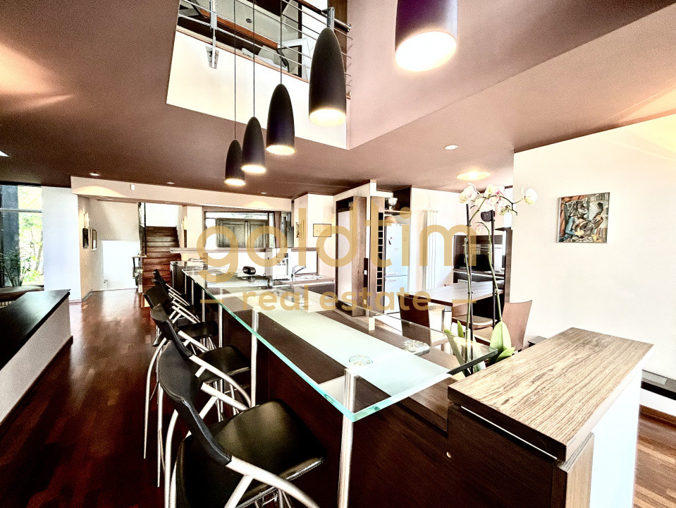 VILA SUPERBA+CASA OASPETI/PISCINA/IESIRE LAC-PONTON/DEBARCADER/GARAJ/SERA/SNAGOV