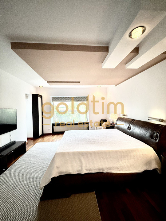 VILA SUPERBA+CASA OASPETI/PISCINA/IESIRE LAC-PONTON/DEBARCADER/GARAJ/SERA/SNAGOV