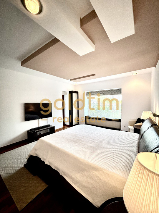 VILA SUPERBA+CASA OASPETI/PISCINA/IESIRE LAC-PONTON/DEBARCADER/GARAJ/SERA/SNAGOV