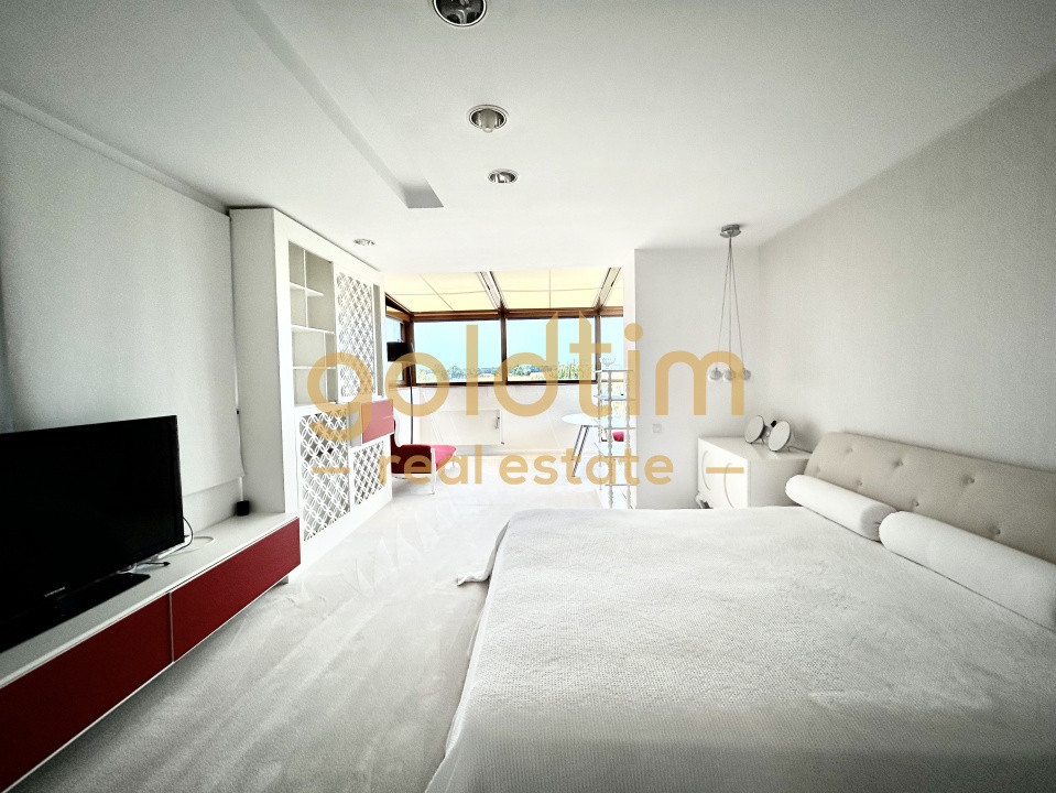 VILA SUPERBA+CASA OASPETI/PISCINA/IESIRE LAC-PONTON/DEBARCADER/GARAJ/SERA/SNAGOV