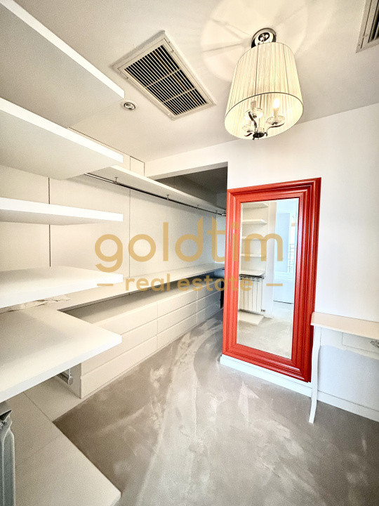 VILA SUPERBA+CASA OASPETI/PISCINA/IESIRE LAC-PONTON/DEBARCADER/GARAJ/SERA/SNAGOV