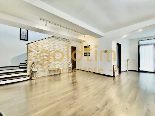 VILA INDIVIDUALA /IANCU NICOLAE /LOCAȚIE SUPERBA /PISCINA