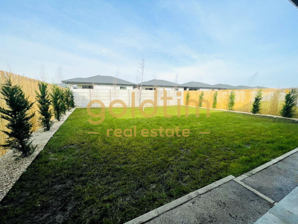 CORBEARCA/CURTE GENEROASA/AMENAJATA/TERASA ACOPERITA/SUPERB