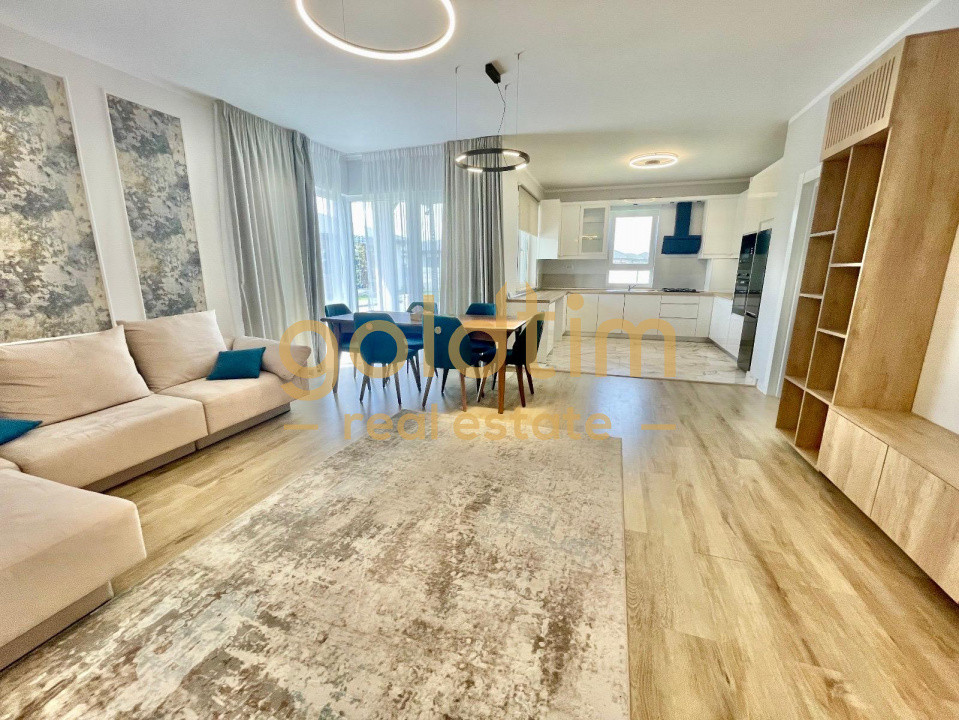 CORBEARCA/CURTE GENEROASA/AMENAJATA/TERASA ACOPERITA/SUPERB