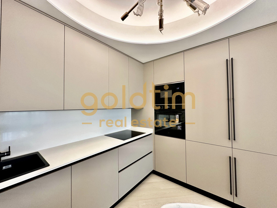 CORTINA NORTH/LUX/LUMINOS/SUPERB/PARCARE INCLUSA/PIPERA