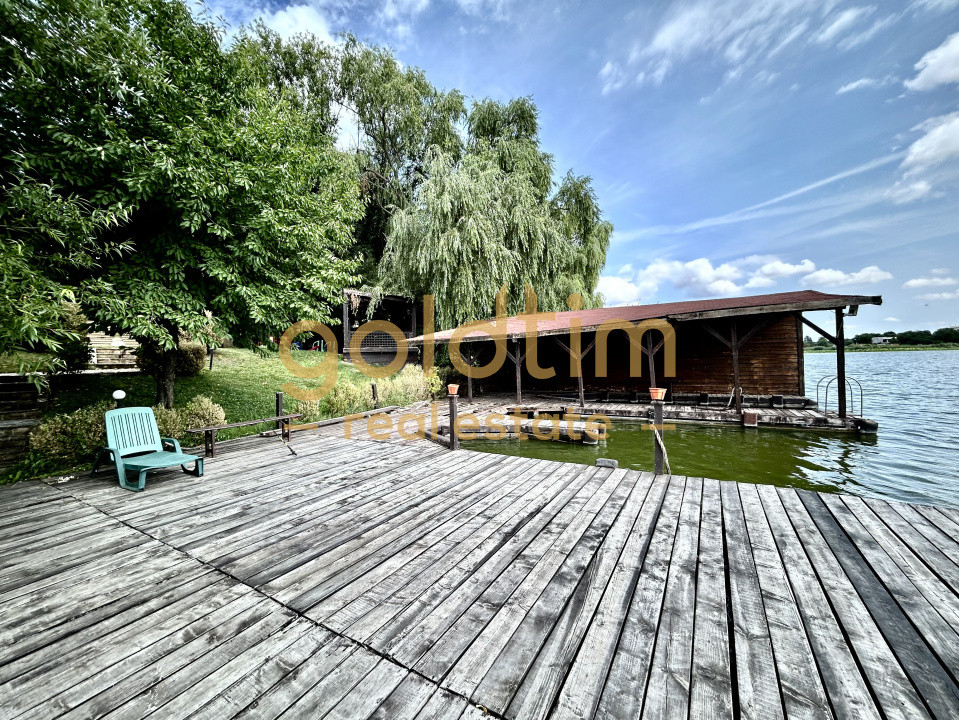 VILA MEDITERANEANA-IESIRE CATRE LAC 100MP/PONTON/PISCINA/DEBARCADER/SNAGOV/2006