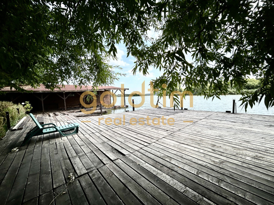 VILA MEDITERANEANA-IESIRE CATRE LAC 100MP/PONTON/PISCINA/DEBARCADER/SNAGOV/2006