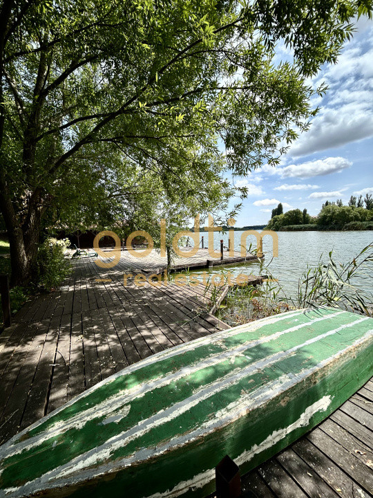 VILA MEDITERANEANA-IESIRE CATRE LAC 100MP/PONTON/PISCINA/DEBARCADER/SNAGOV/2006