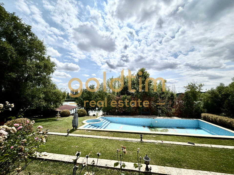 VILA MEDITERANEANA-IESIRE CATRE LAC 100MP/PONTON/PISCINA/DEBARCADER/SNAGOV/2006