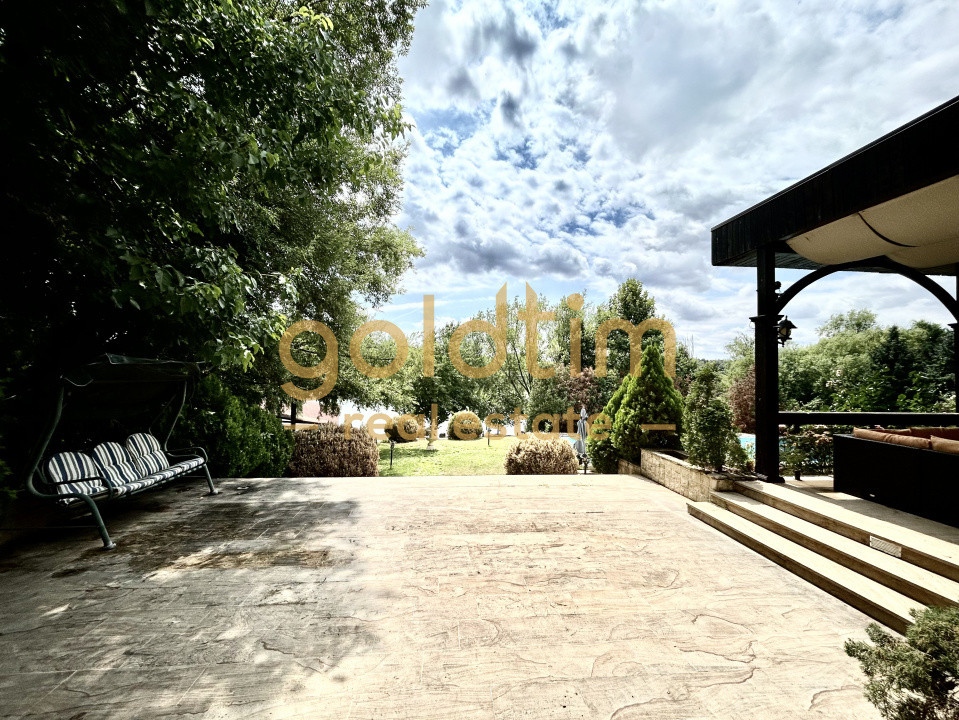 VILA MEDITERANEANA-IESIRE CATRE LAC 100MP/PONTON/PISCINA/DEBARCADER/SNAGOV/2006