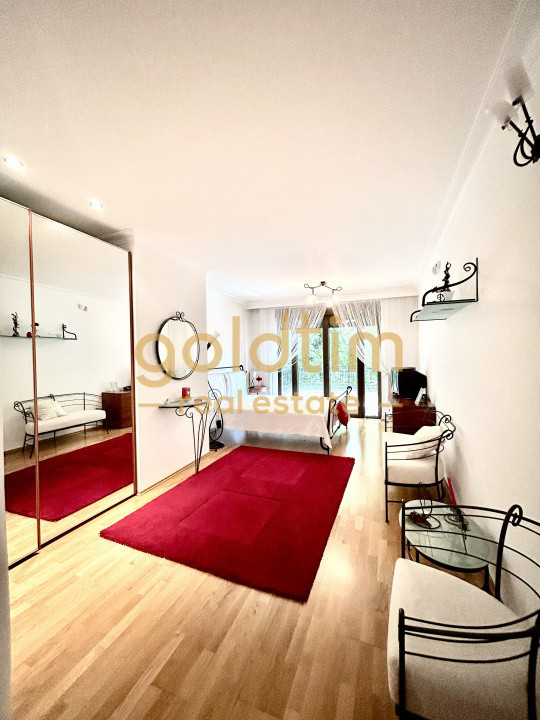 VILA MEDITERANEANA-IESIRE CATRE LAC 100MP/PONTON/PISCINA/DEBARCADER/SNAGOV/2006