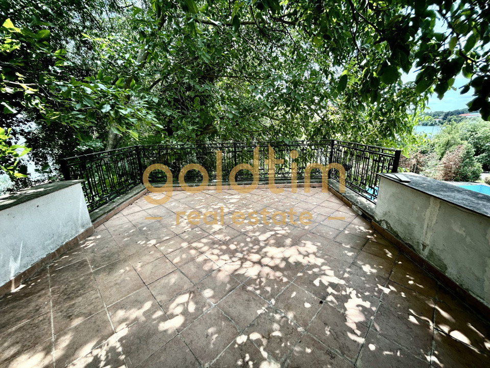 VILA MEDITERANEANA-IESIRE CATRE LAC 100MP/PONTON/PISCINA/DEBARCADER/SNAGOV/2006