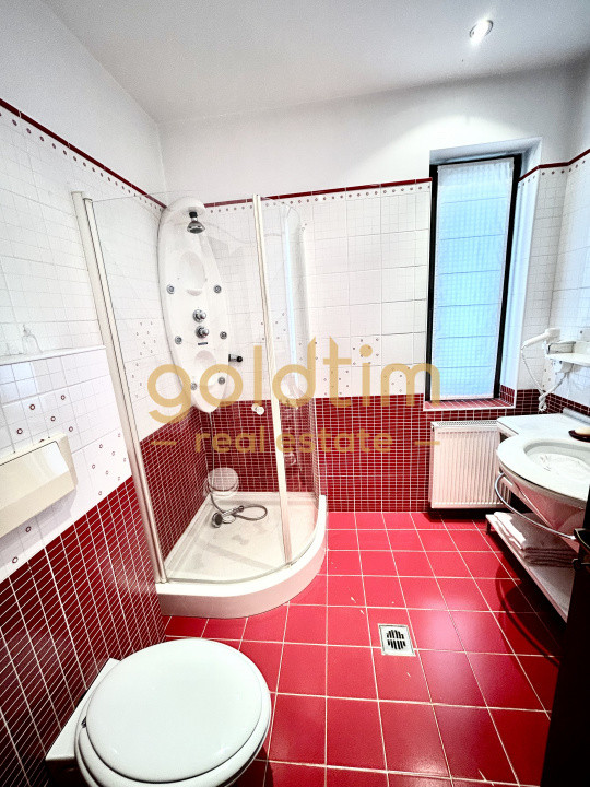 VILA MEDITERANEANA-IESIRE CATRE LAC 100MP/PONTON/PISCINA/DEBARCADER/SNAGOV/2006