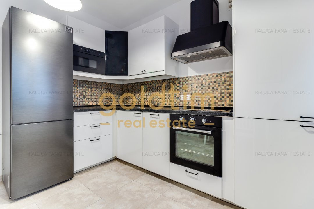 NOU/// PARCARE/NEW POINT/ PRIVELISTE LIBERA