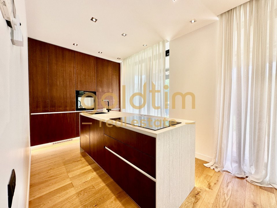 VILA PASIVA/SPATII GENEROASE /ZONA LINIȘTITĂ /COMPLEX SECURIZAT 