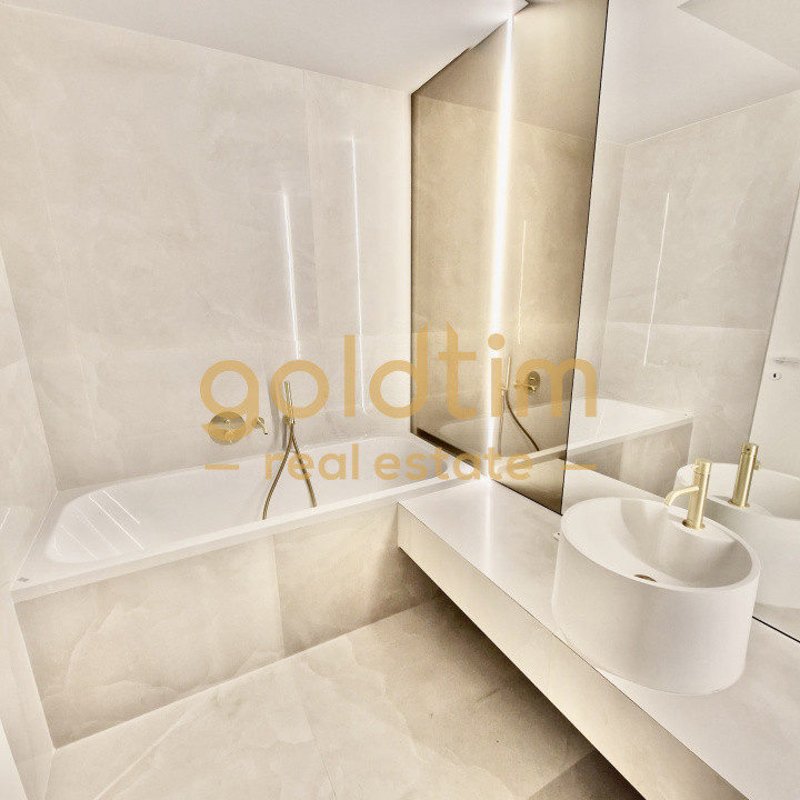 CORTINA NORTH/PARCARE/DISPONIBIL IMEDIAT/PRIMA INCHIRIERE 