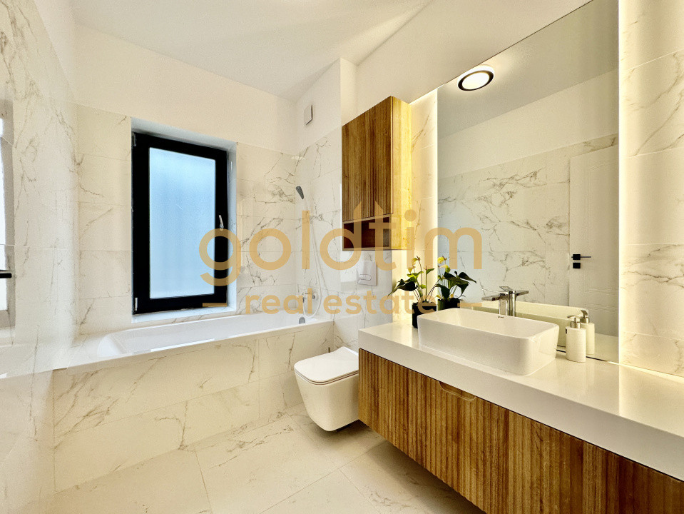 PIPERA PLAZA/SUPERB /NOU/PARCARE INCLUSA 